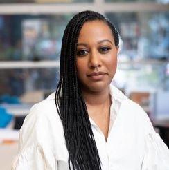 Leniqueca Welcome headshot